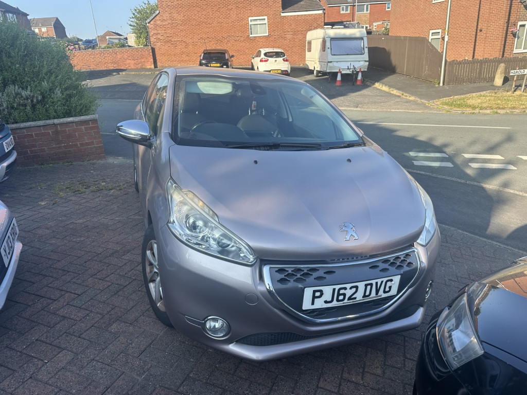 2012 Peugeot 208